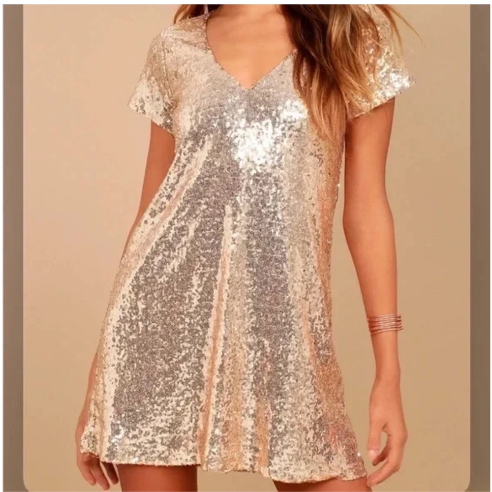 New LuLu’s Gold sequin shift dress light up the night S